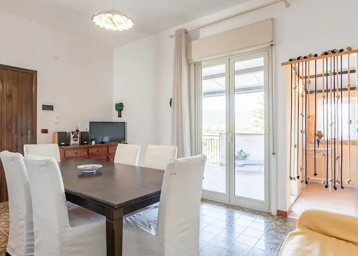 Giardini Naxos Apartment With Terrace Near The Sea