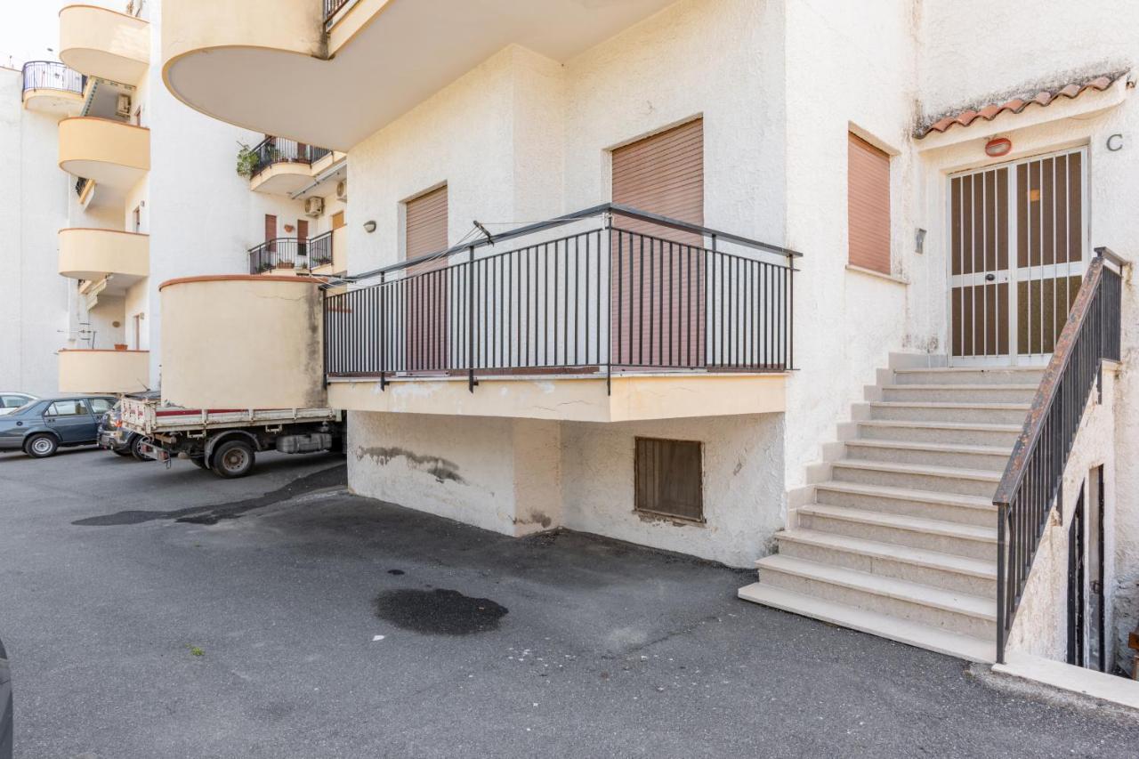 Apartment With Terrace Near The Sea Giardini Naxos